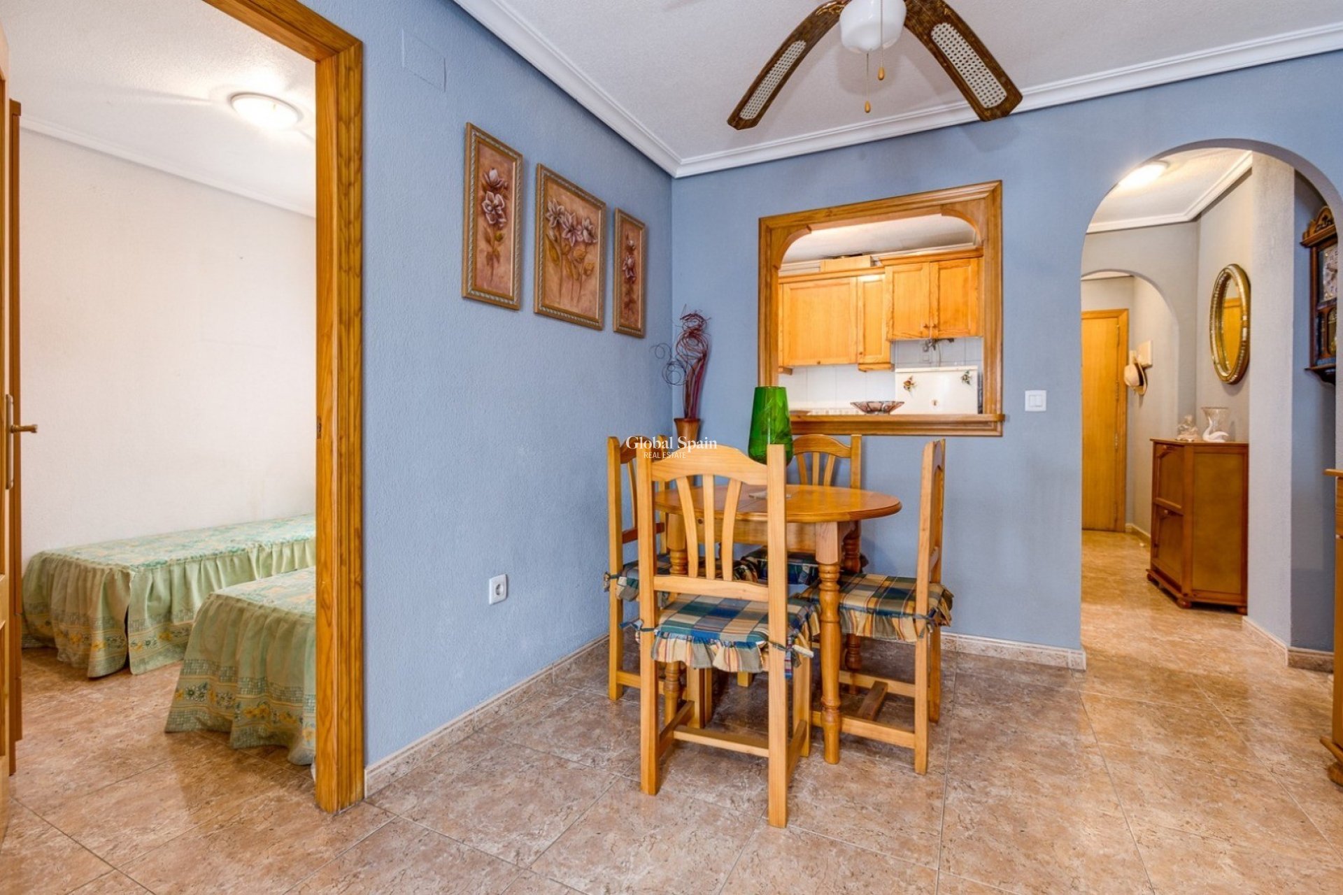 Revente - APPARTEMENT -
TORREVIEJA - Costa Blanca