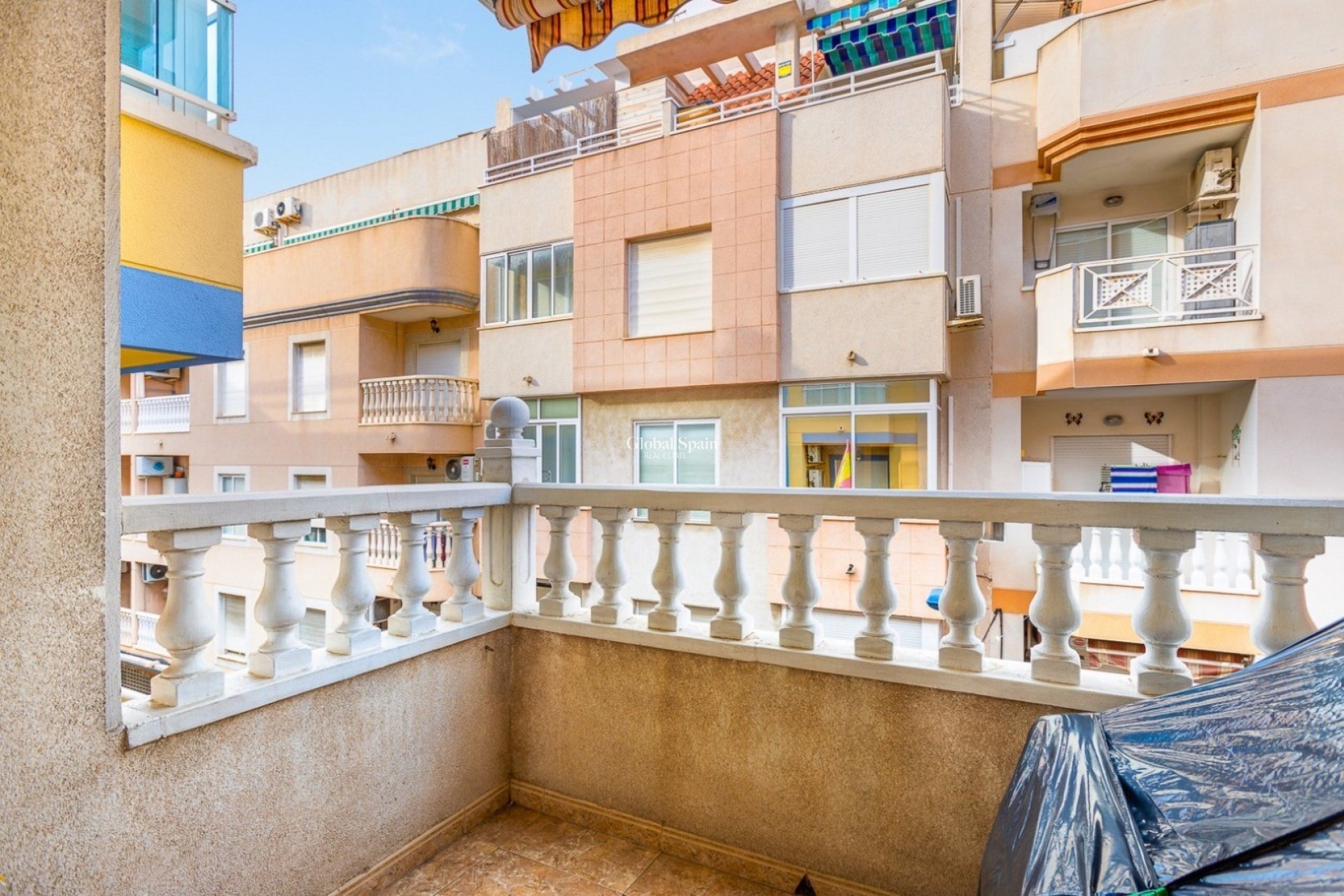 Revente - APPARTEMENT -
TORREVIEJA - Costa Blanca