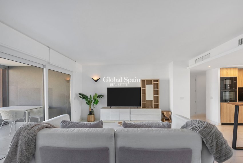 Revente - APPARTEMENT -
TORREVIEJA - Costa Blanca