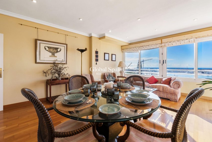 Revente - APPARTEMENT -
TORREVIEJA - Costa Blanca