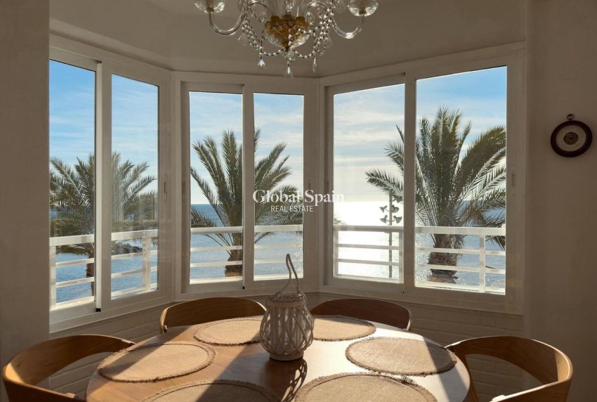 Revente - APPARTEMENT -
TORREVIEJA - Costa Blanca