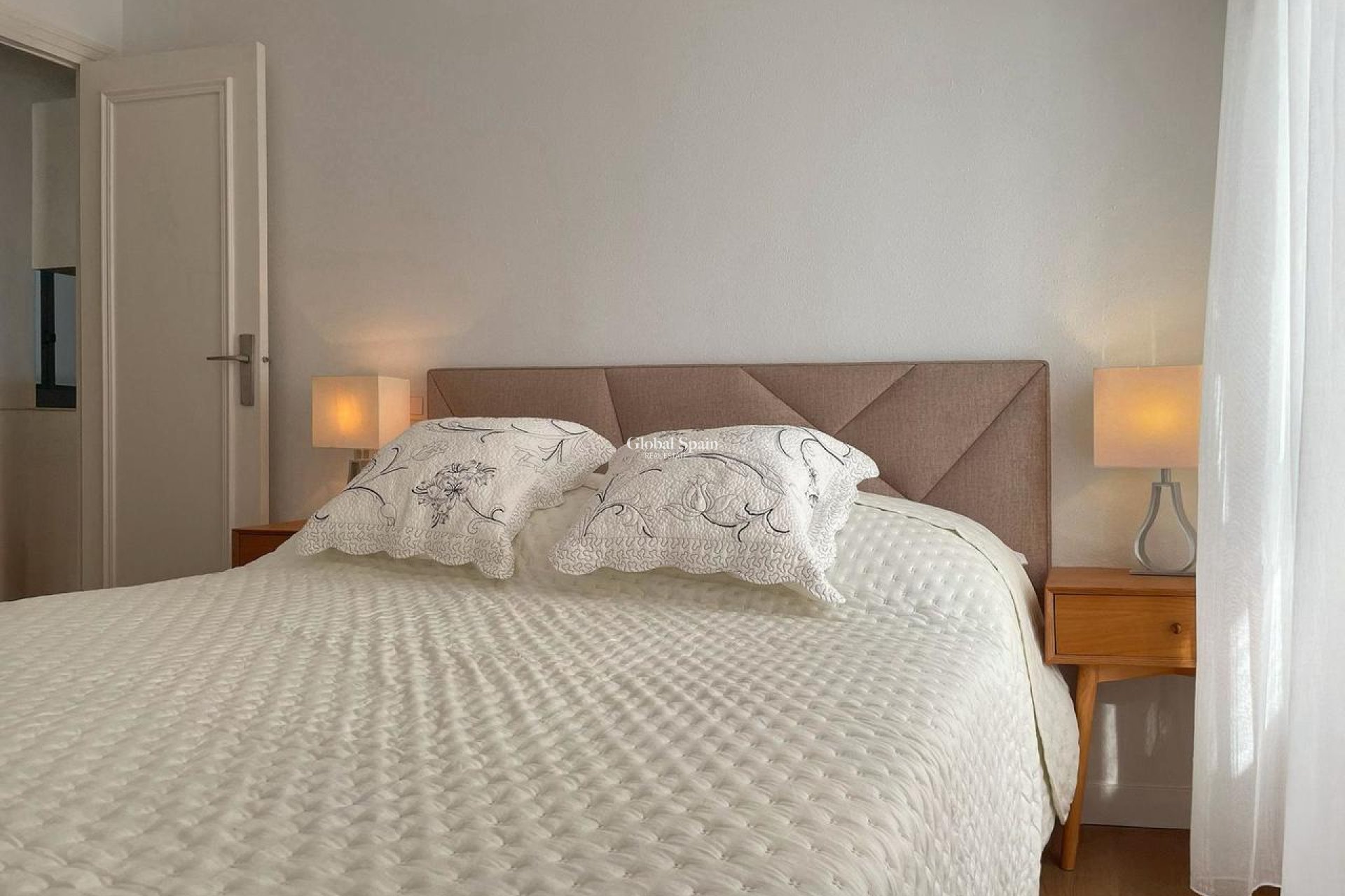 Revente - APPARTEMENT -
TORREVIEJA - Costa Blanca