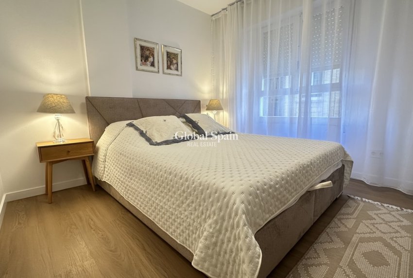 Revente - APPARTEMENT -
TORREVIEJA - Costa Blanca