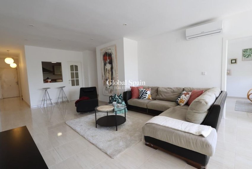 Revente - APPARTEMENT -
TORREVIEJA - Costa Blanca