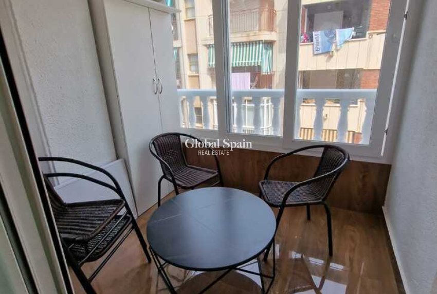 Revente - APPARTEMENT -
TORREVIEJA - Costa Blanca