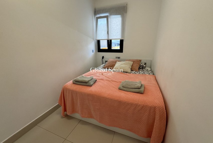 Revente - APPARTEMENT -
TORREVIEJA - Costa Blanca