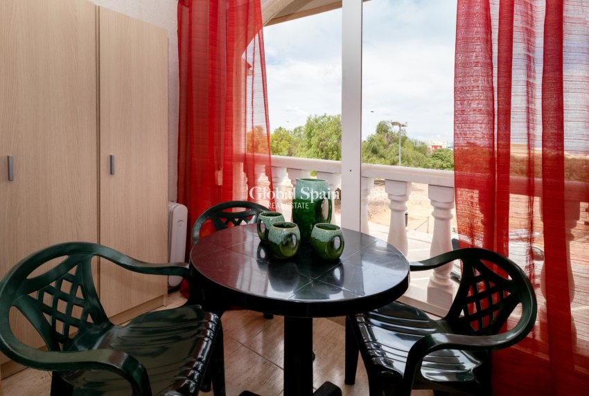 Revente - APPARTEMENT -
TORREVIEJA - Costa Blanca