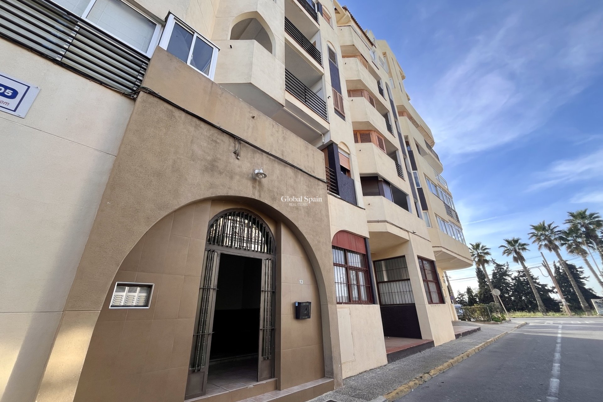 Revente - APPARTEMENT -
TORREVIEJA - Costa Blanca