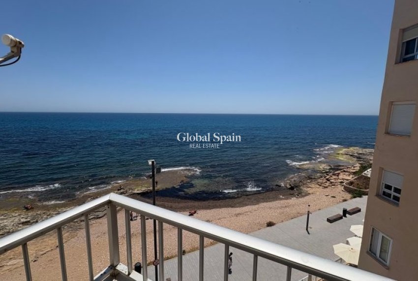 Revente - APPARTEMENT -
TORREVIEJA - Costa Blanca