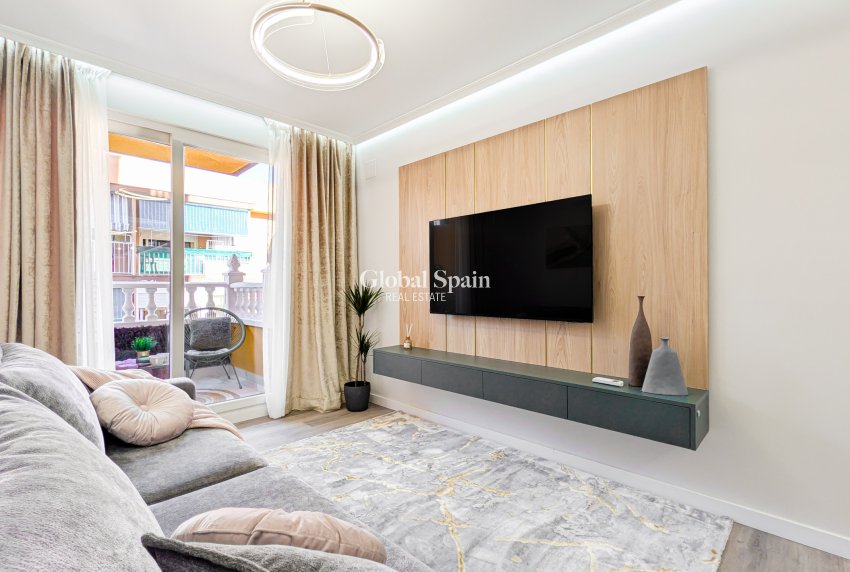 Revente - APPARTEMENT -
TORREVIEJA - Costa Blanca