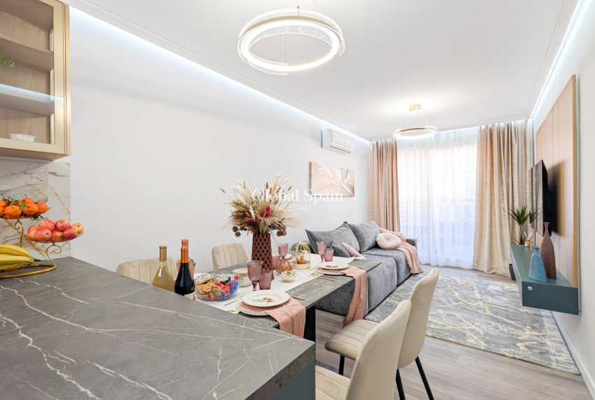 Revente - APPARTEMENT -
TORREVIEJA - Costa Blanca