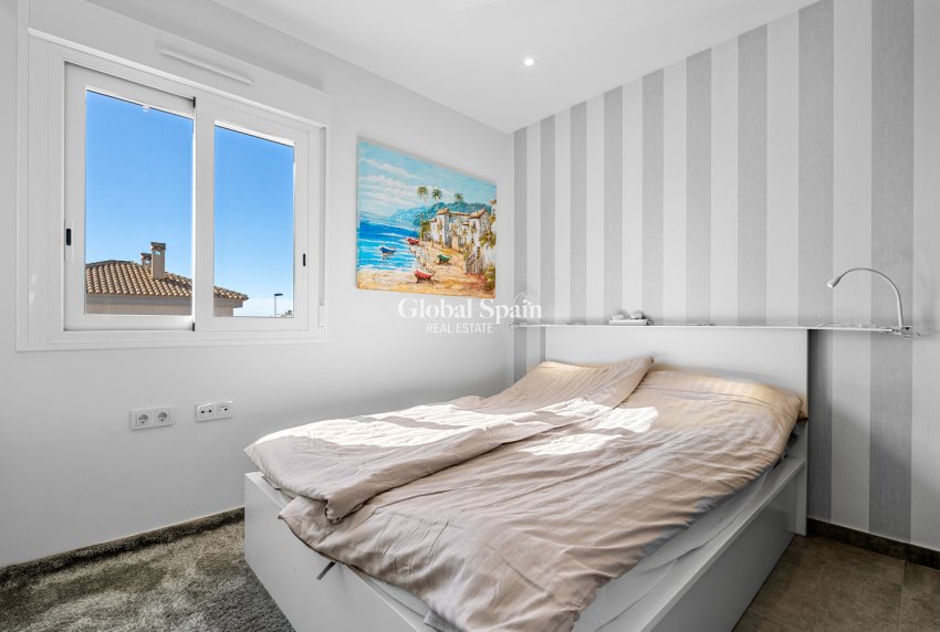 Revente - APPARTEMENT -
TORREVIEJA - Costa Blanca