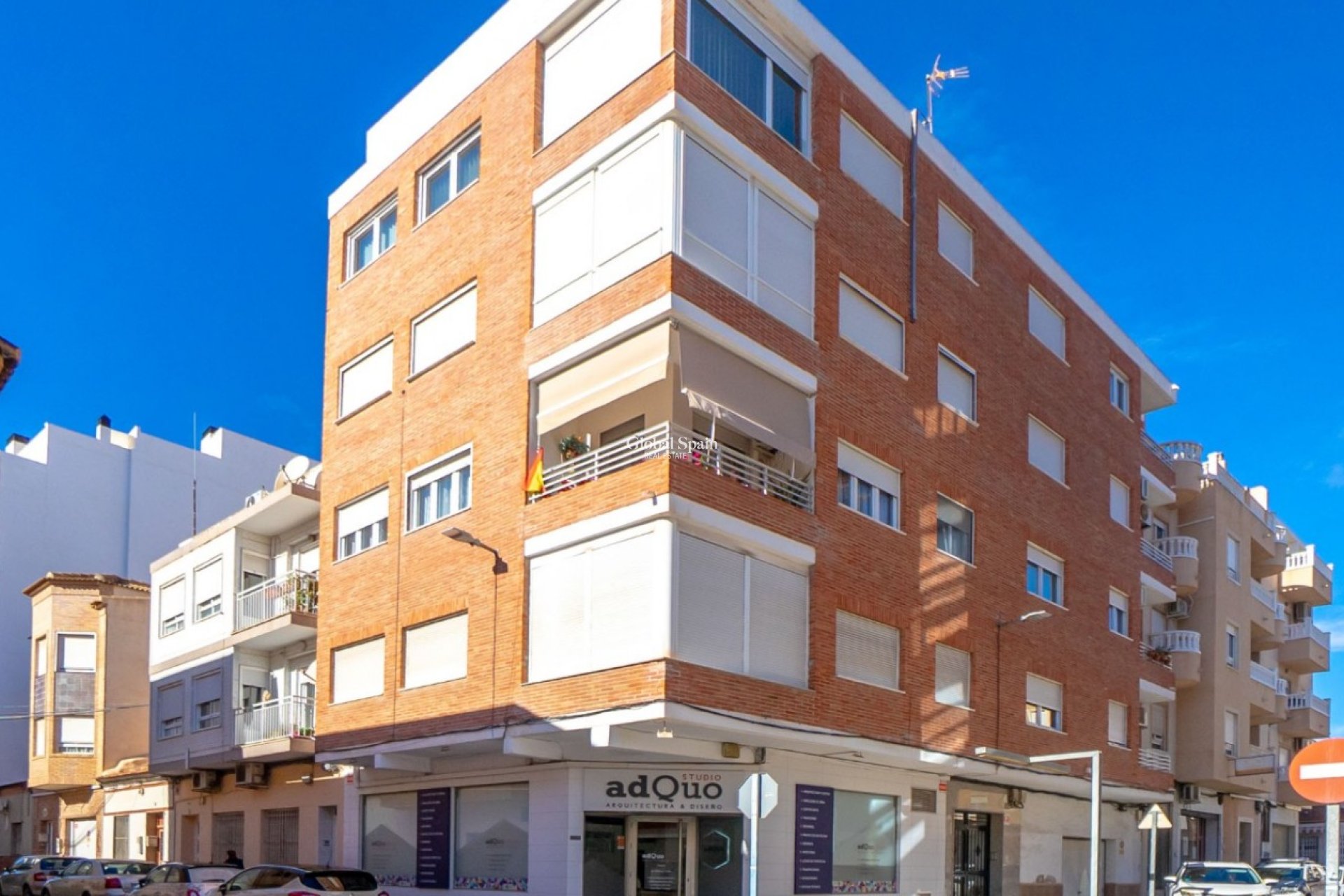 Revente - APPARTEMENT -
TORREVIEJA - Costa Blanca