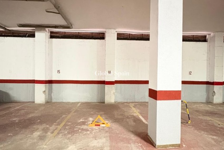 Revente - APPARTEMENT -
TORREVIEJA - Costa Blanca