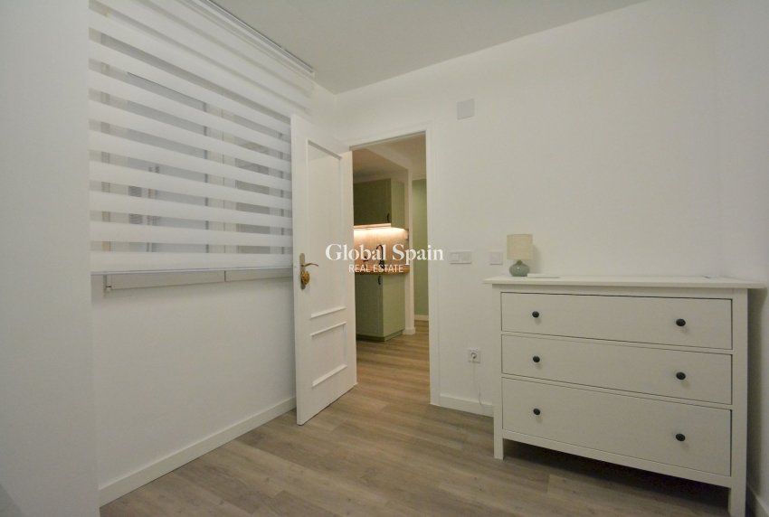 Revente - APPARTEMENT -
TORREVIEJA - Costa Blanca