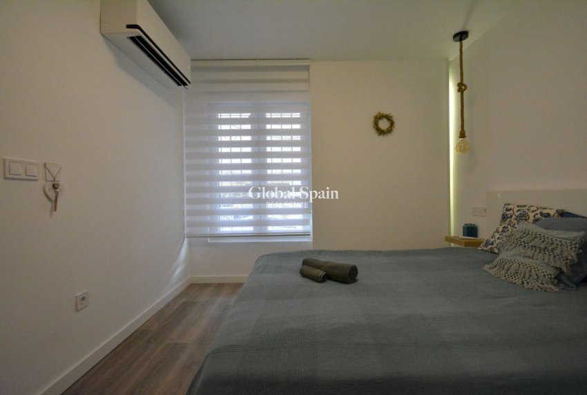Revente - APPARTEMENT -
TORREVIEJA - Costa Blanca