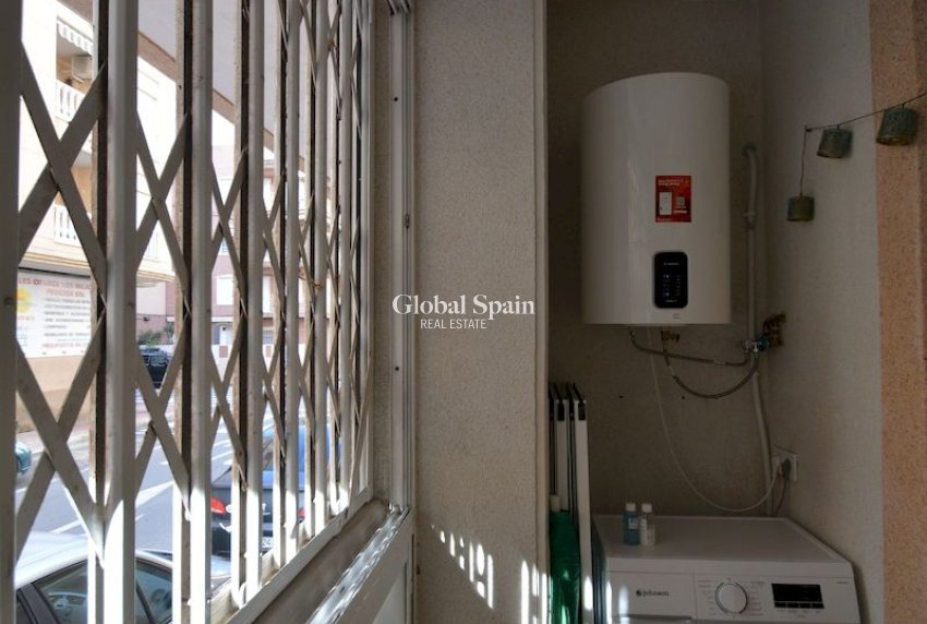 Revente - APPARTEMENT -
TORREVIEJA - Costa Blanca