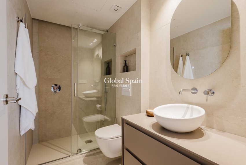 Revente - APPARTEMENT -
TORREVIEJA - Costa Blanca