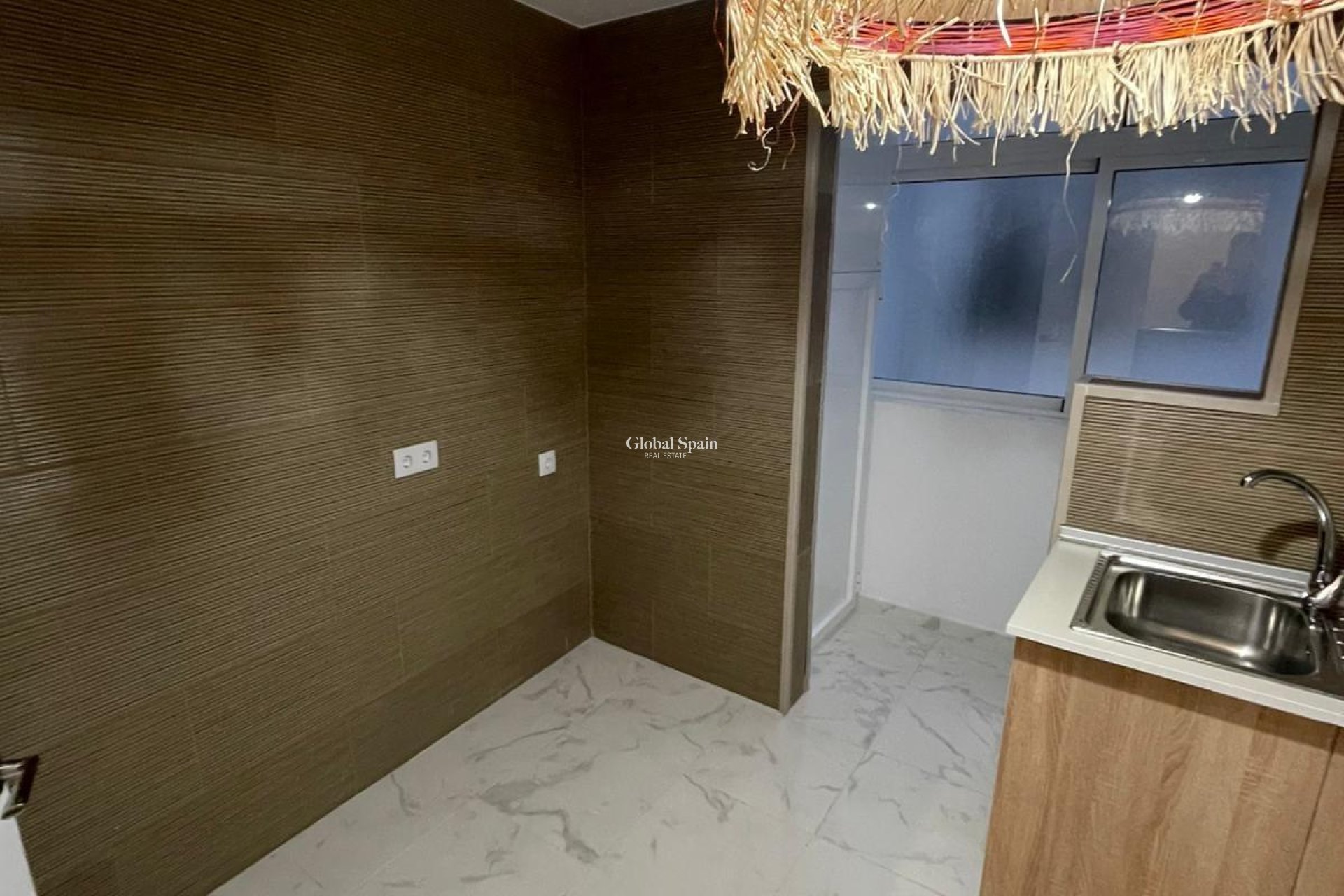 Revente - APPARTEMENT -
TORREVIEJA - Costa Blanca