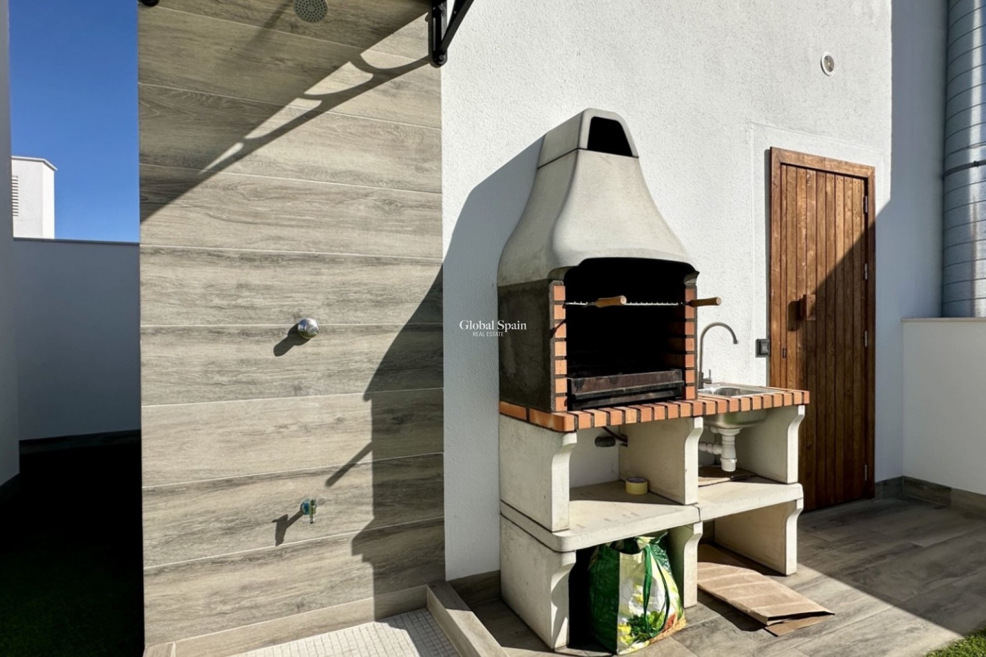 Revente - APPARTEMENT -
TORREVIEJA - Costa Blanca