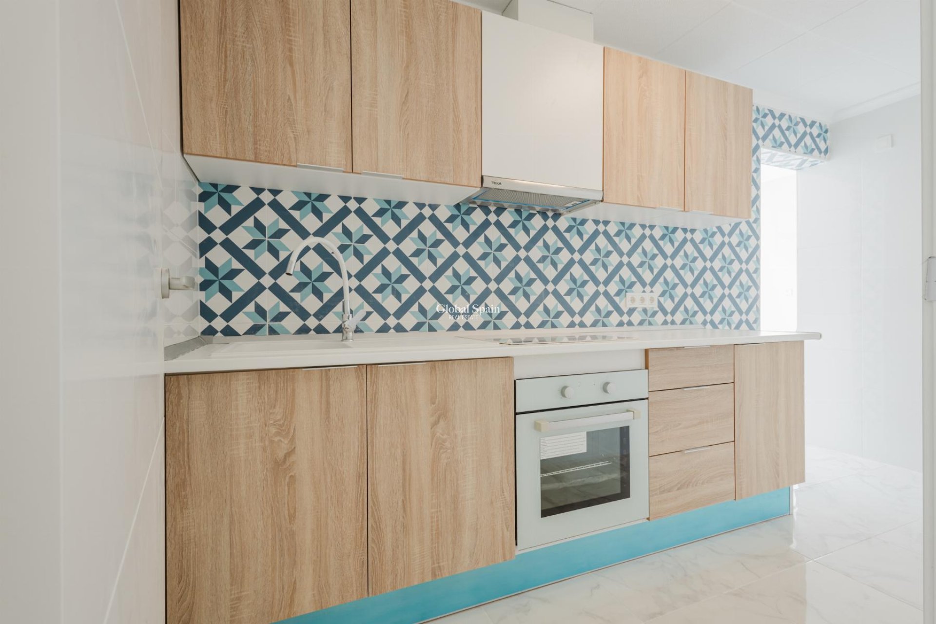 Revente - APPARTEMENT -
TORREVIEJA - Costa Blanca