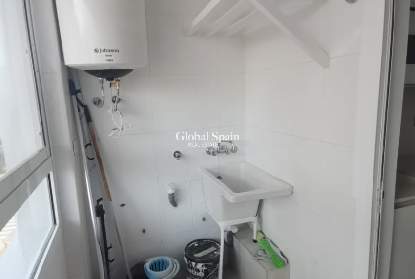 Revente - APPARTEMENT -
TORREVIEJA - Costa Blanca