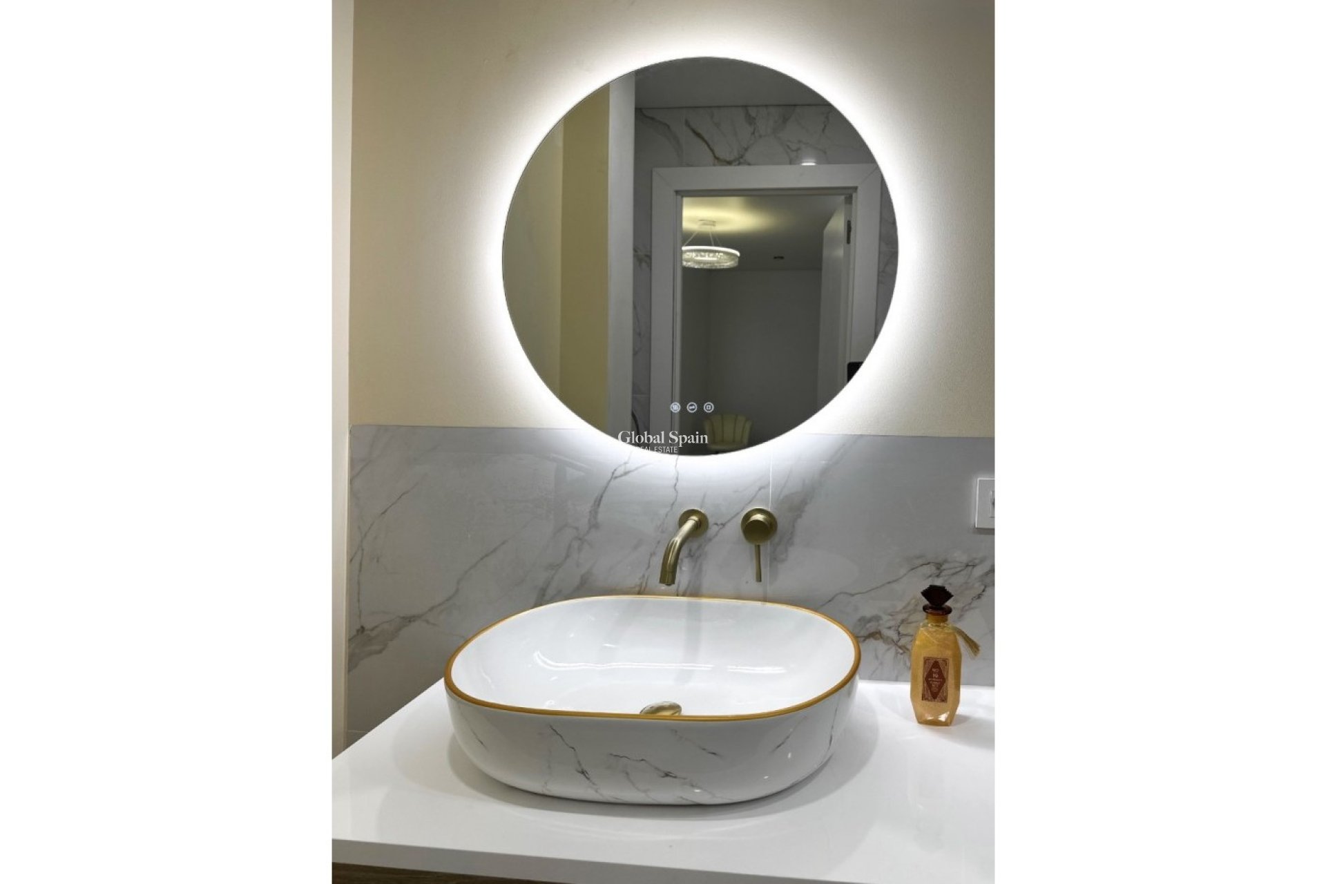 Revente - APPARTEMENT -
TORREVIEJA - Costa Blanca