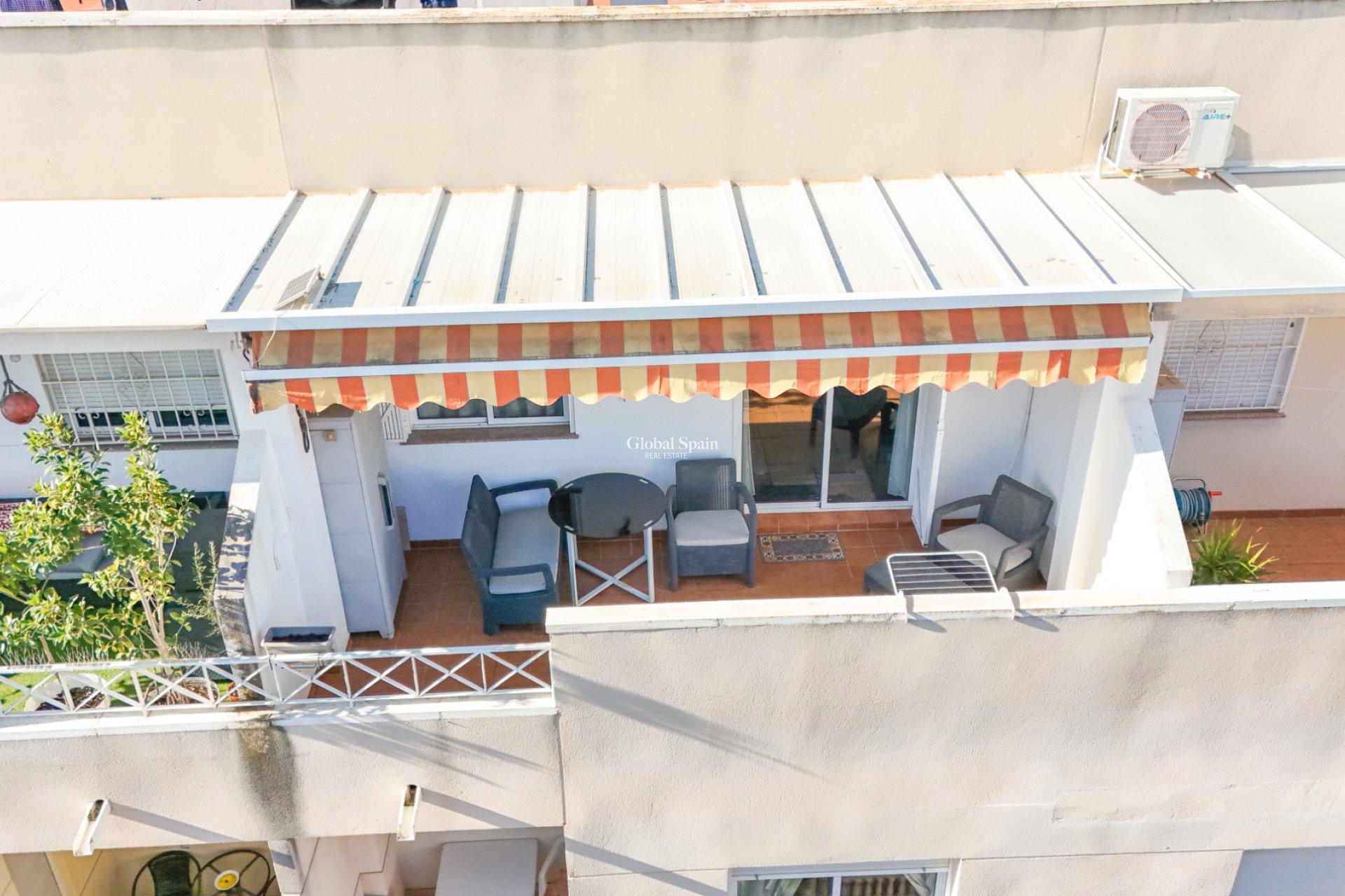 Revente - APPARTEMENT -
TORREVIEJA - Costa Blanca