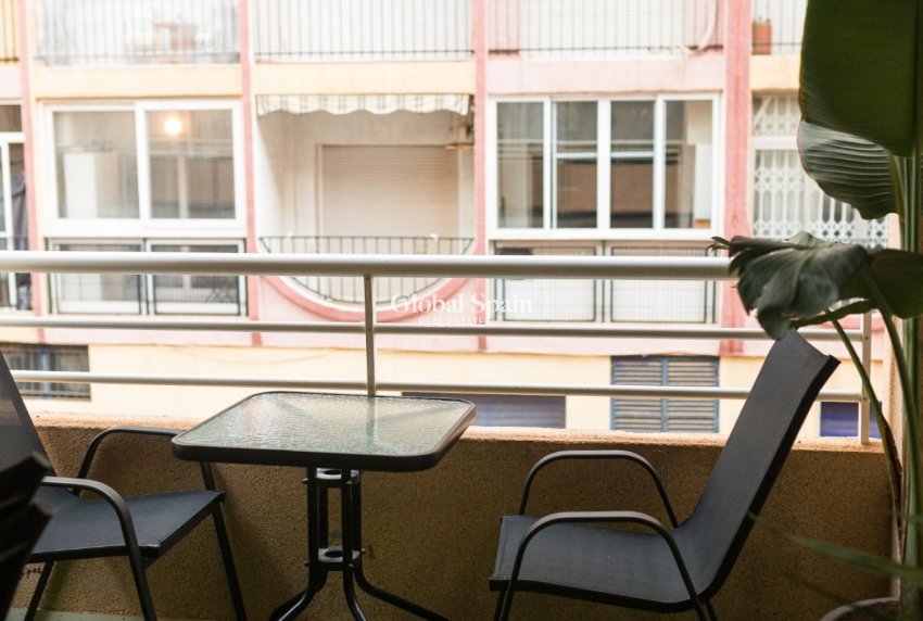 Revente - APPARTEMENT -
TORREVIEJA - Costa Blanca