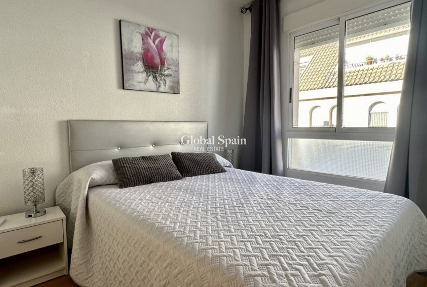 Revente - APPARTEMENT -
TORREVIEJA - Costa Blanca