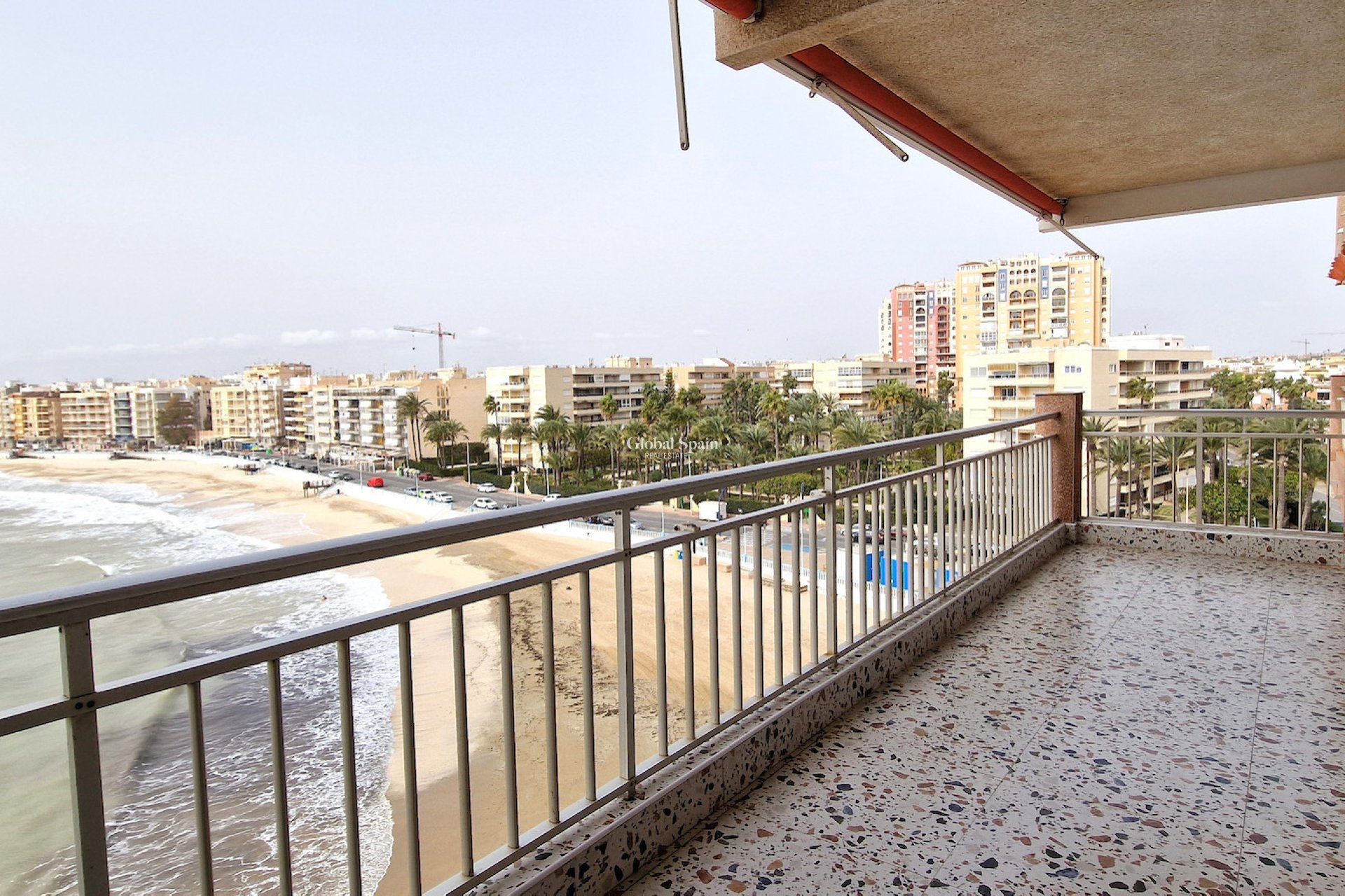 Revente - APPARTEMENT -
TORREVIEJA - Costa Blanca