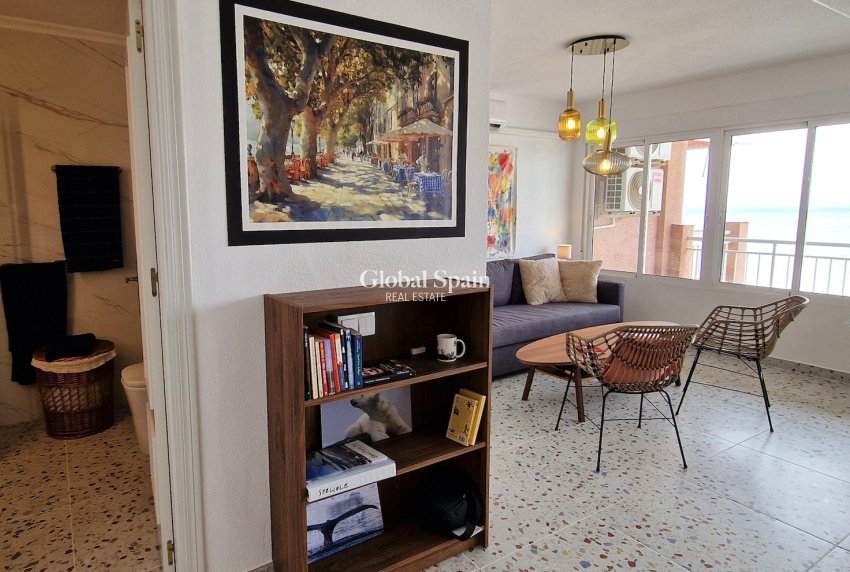 Revente - APPARTEMENT -
TORREVIEJA - Costa Blanca