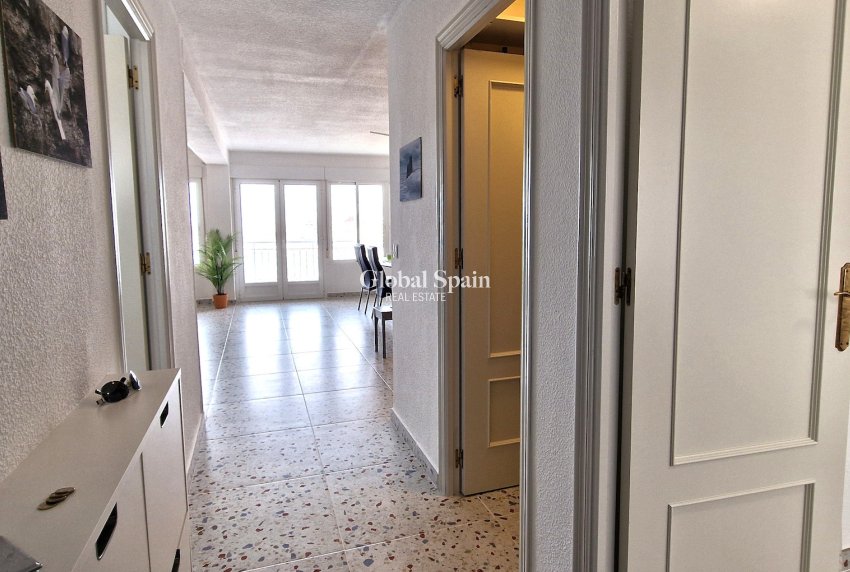 Revente - APPARTEMENT -
TORREVIEJA - Costa Blanca