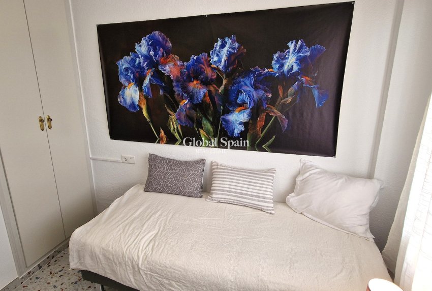 Revente - APPARTEMENT -
TORREVIEJA - Costa Blanca