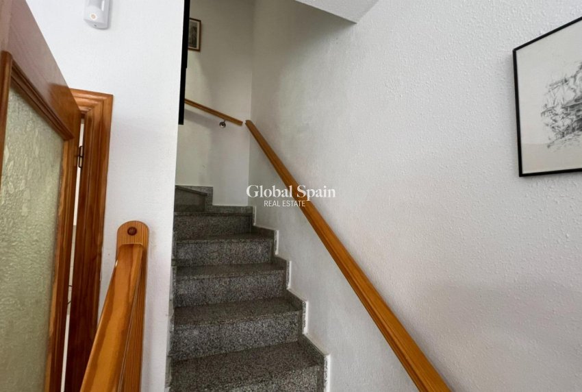 Revente - APPARTEMENT -
TORREVIEJA - Costa Blanca