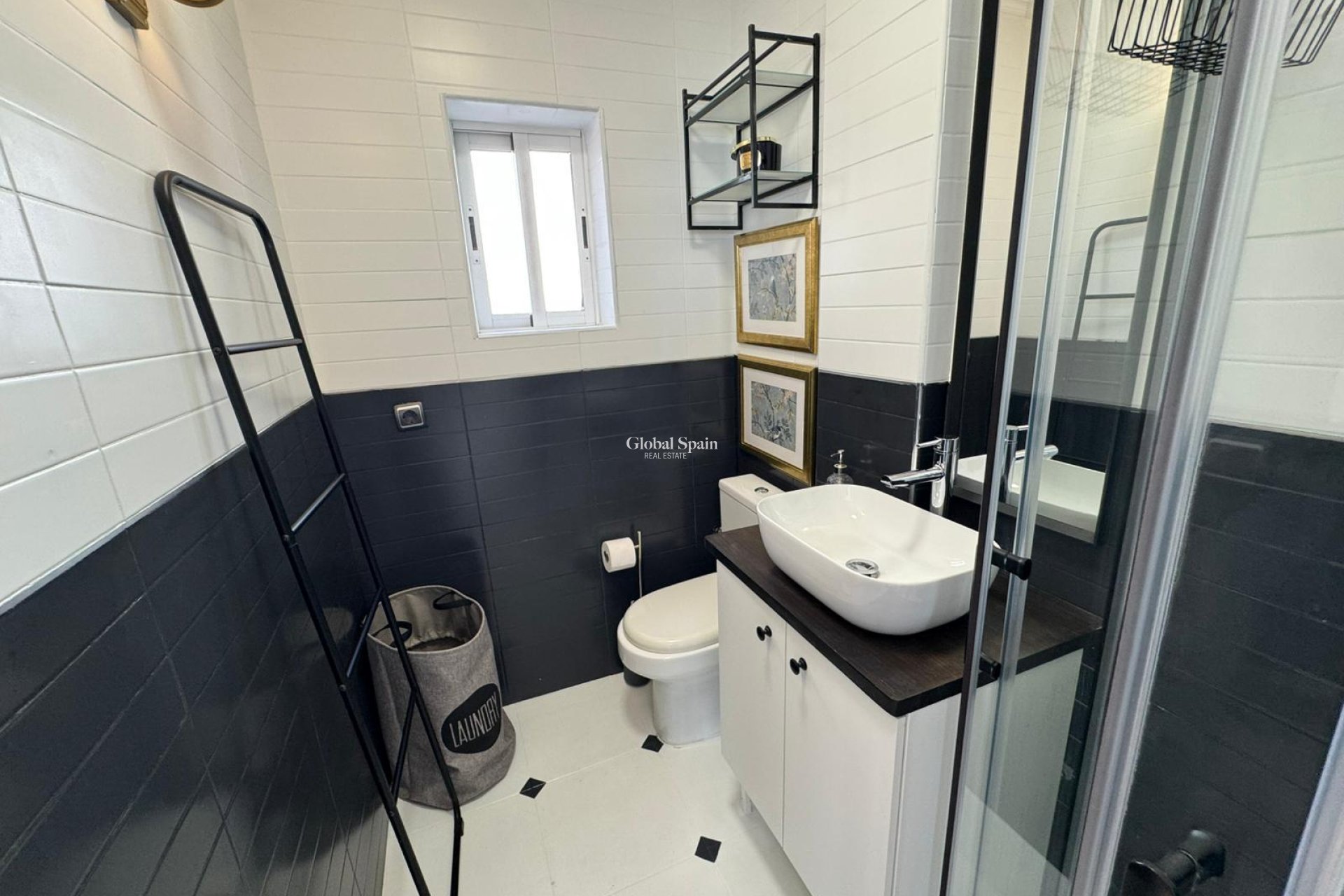 Revente - APPARTEMENT -
TORREVIEJA - Costa Blanca