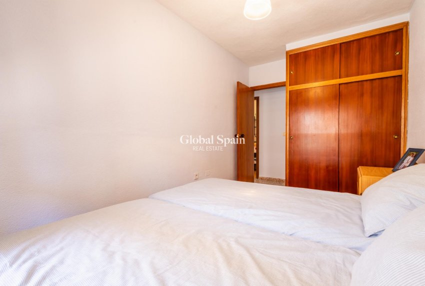 Revente - APPARTEMENT -
TORREVIEJA - Costa Blanca