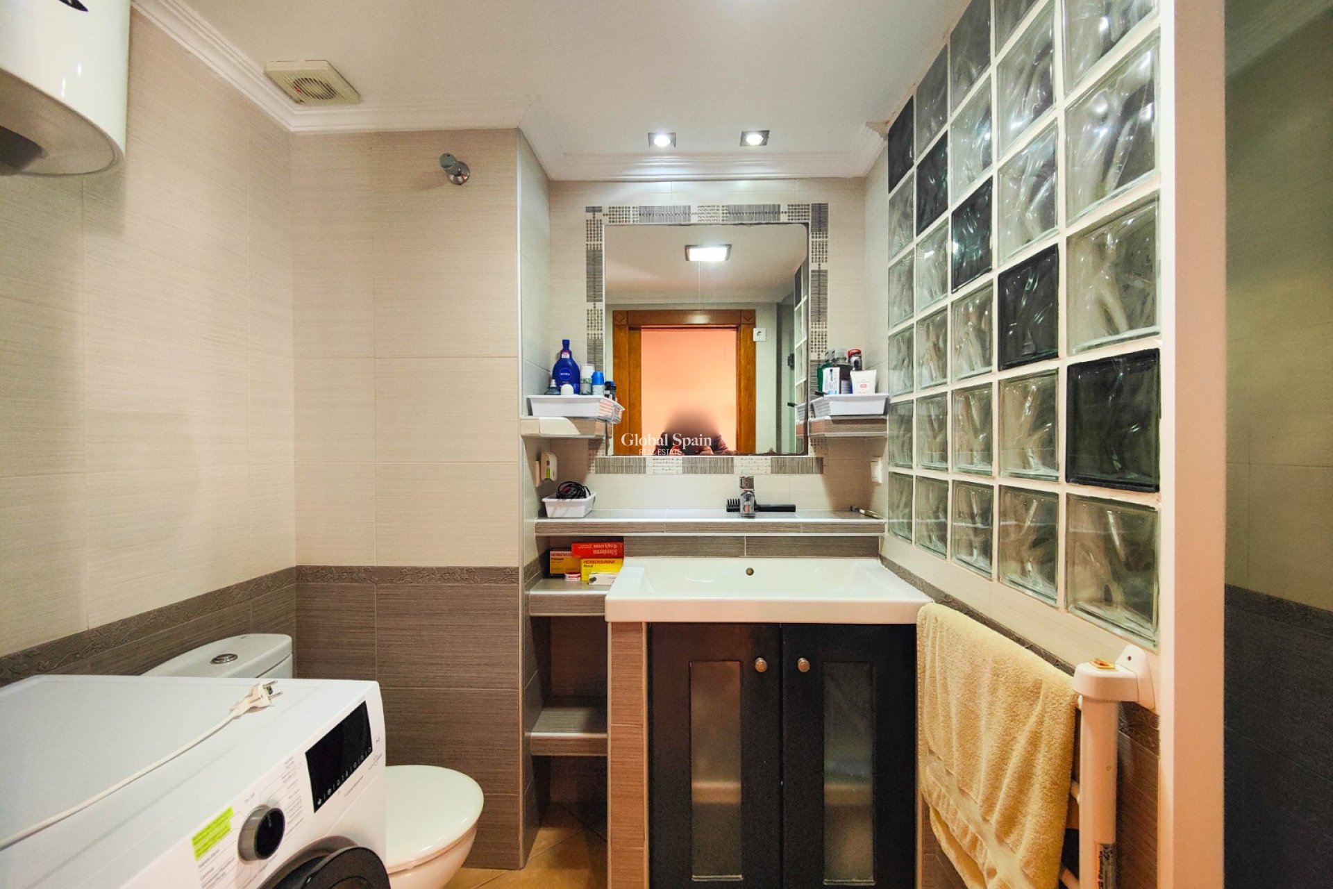 Revente - APPARTEMENT -
TORREVIEJA - Costa Blanca