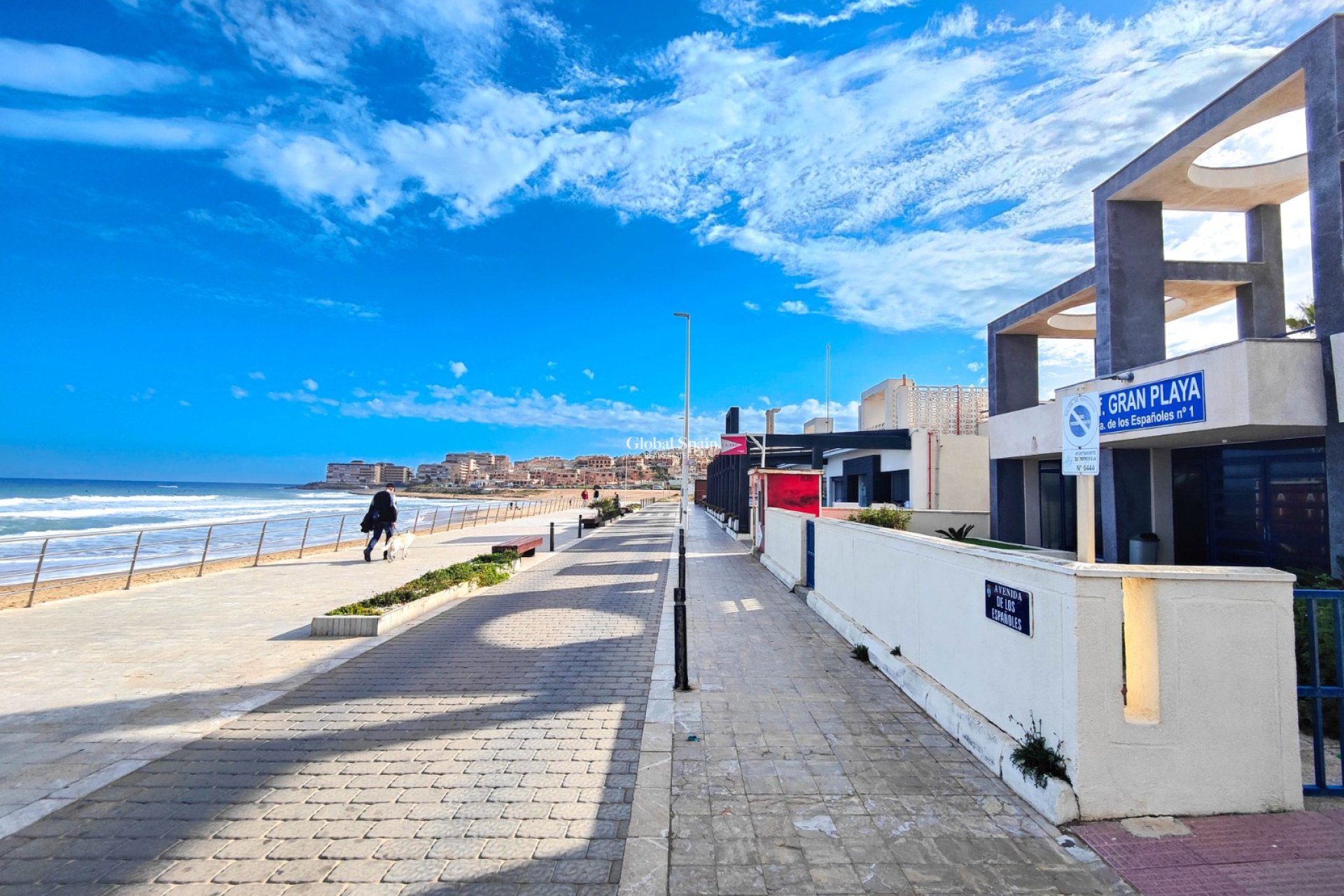 Revente - APPARTEMENT -
TORREVIEJA - Costa Blanca