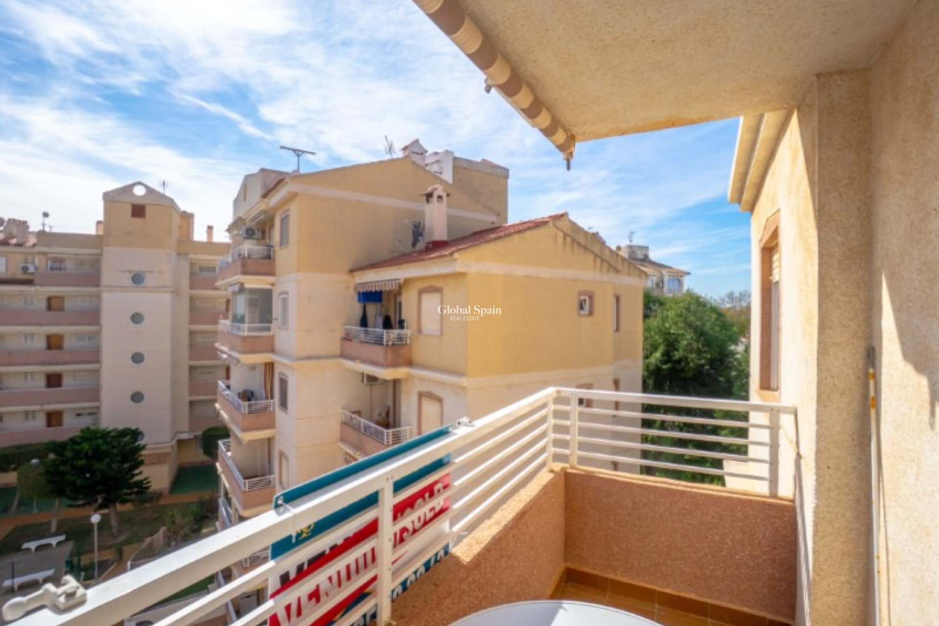 Revente - APPARTEMENT -
TORREVIEJA - Costa Blanca