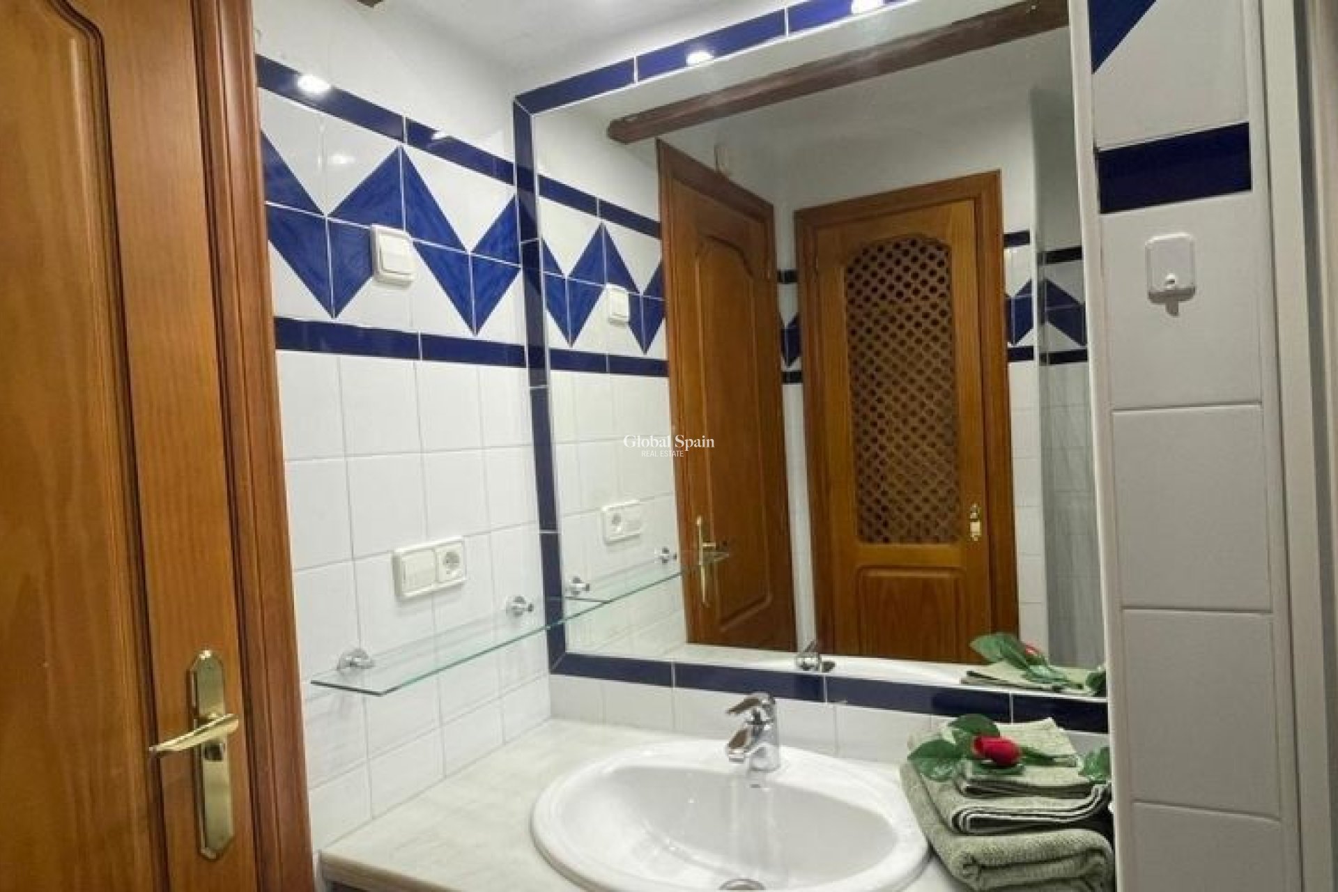 Revente - APPARTEMENT -
TORREVIEJA - Costa Blanca