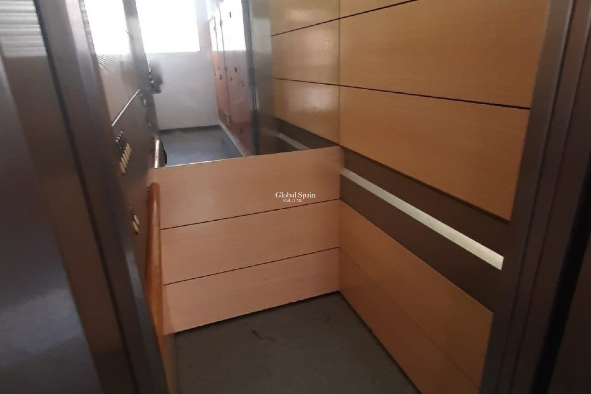 Revente - APPARTEMENT -
TORREVIEJA - Costa Blanca