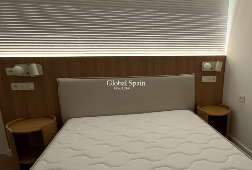 Revente - APPARTEMENT -
TORREVIEJA - Costa Blanca