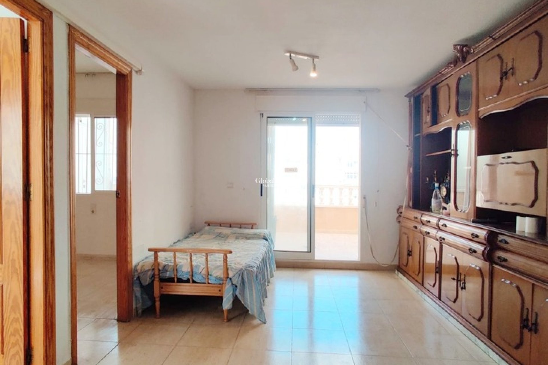 Revente - APPARTEMENT -
TORREVIEJA - Costa Blanca