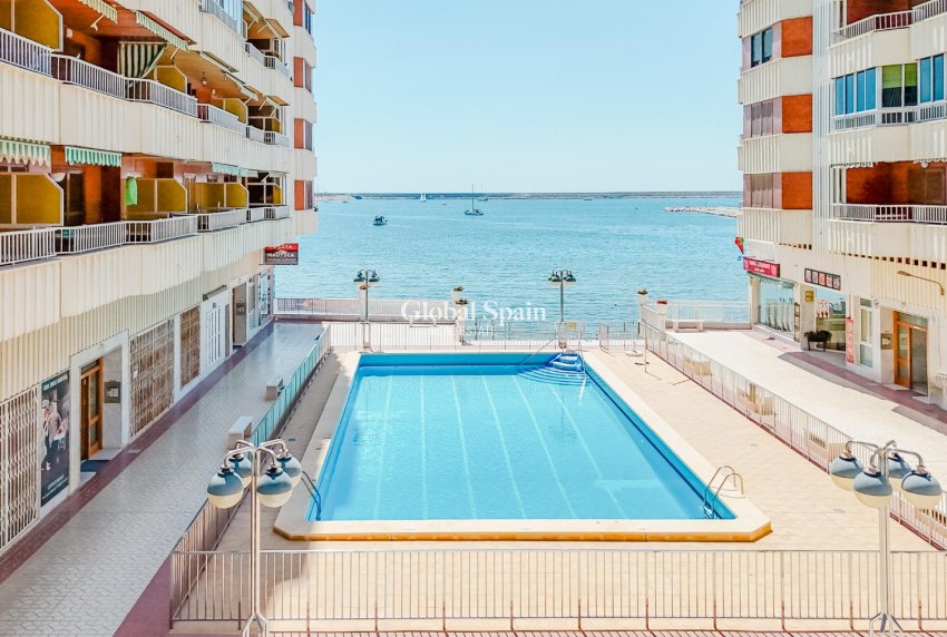 Revente - APPARTEMENT -
TORREVIEJA - Costa Blanca