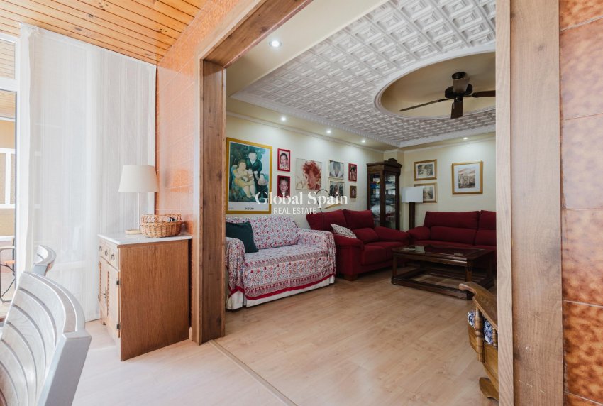 Revente - APPARTEMENT -
TORREVIEJA - Costa Blanca