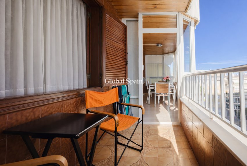 Revente - APPARTEMENT -
TORREVIEJA - Costa Blanca