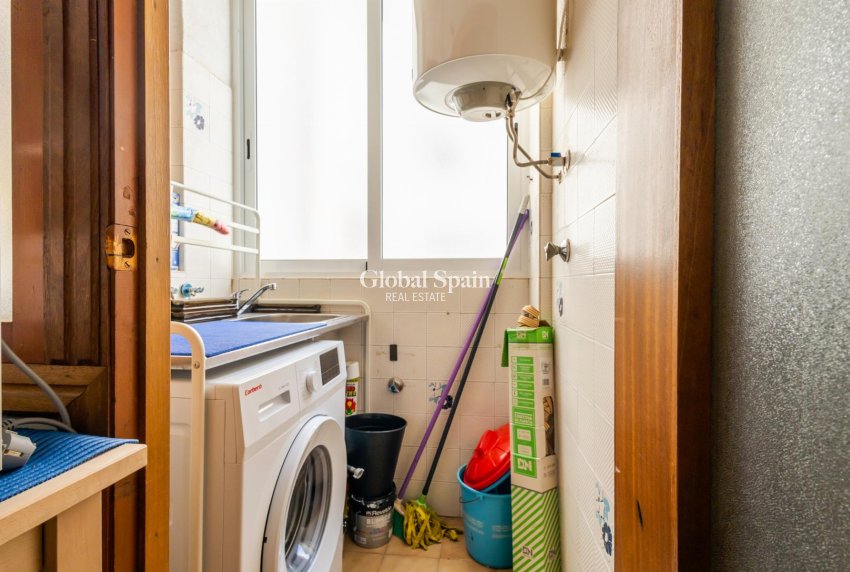 Revente - APPARTEMENT -
TORREVIEJA - Costa Blanca