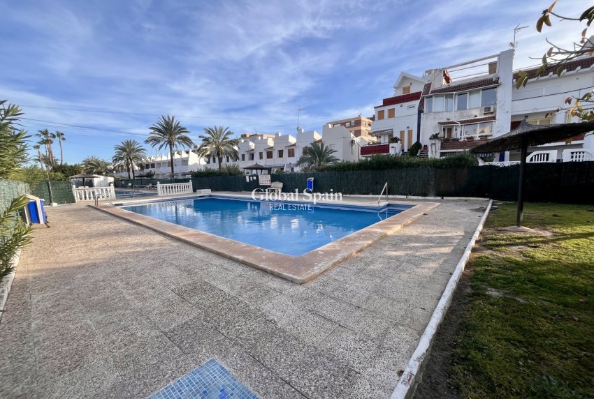 Revente - APPARTEMENT -
TORREVIEJA - Costa Blanca