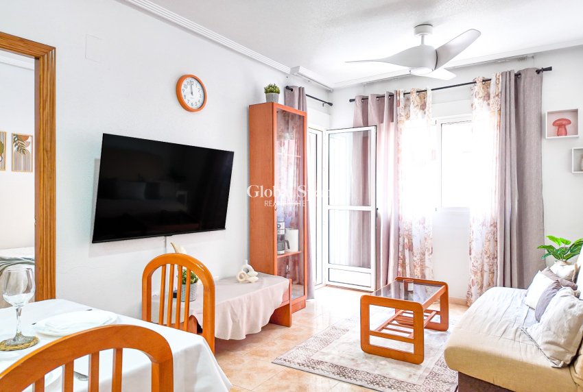 Revente - APPARTEMENT -
TORREVIEJA - Costa Blanca